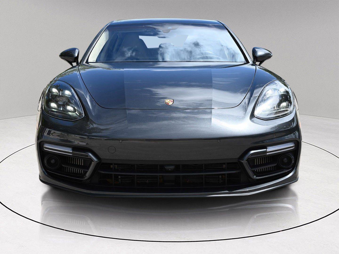 Used 2023 Porsche Panamera GTS image 8