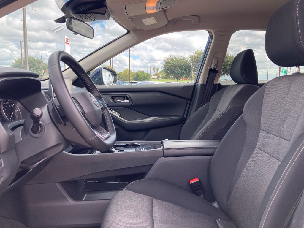 Used 2026 Nissan Rogue SV FWD image 10