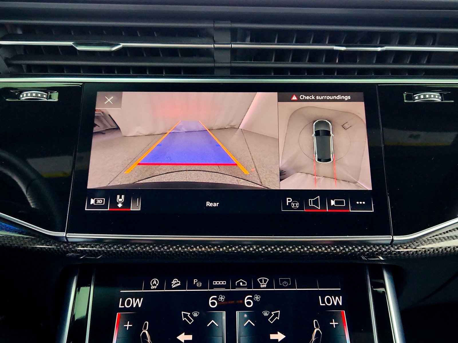 Used 2023 Audi SQ8 Prestige image 16