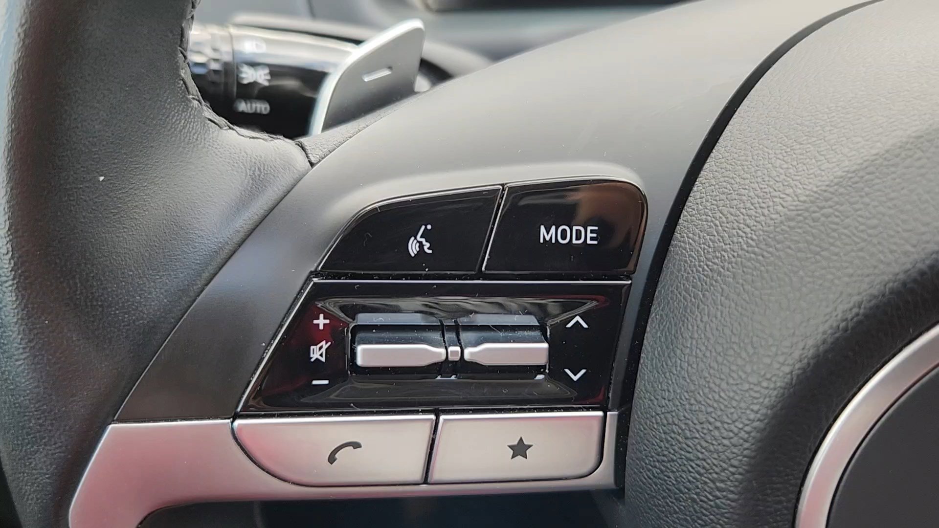 Certified 2023 Hyundai Tucson Limited w/ Cargo Package image 12