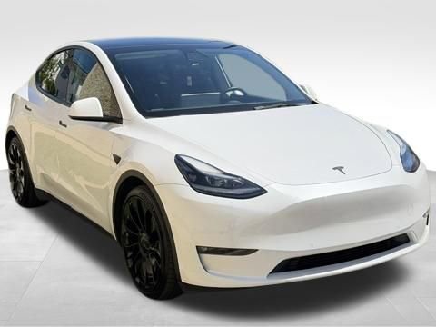 Used 2022 Tesla Model Y Performance AWD/4WD image 3