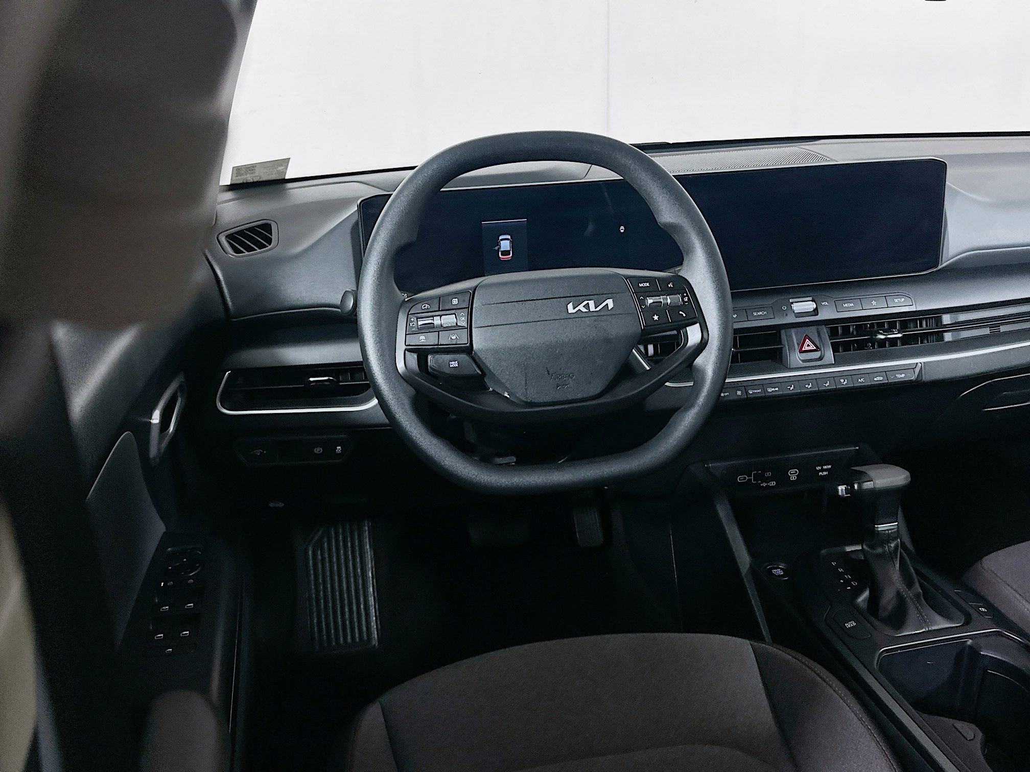 Used 2025 Kia K4 LXS image 18