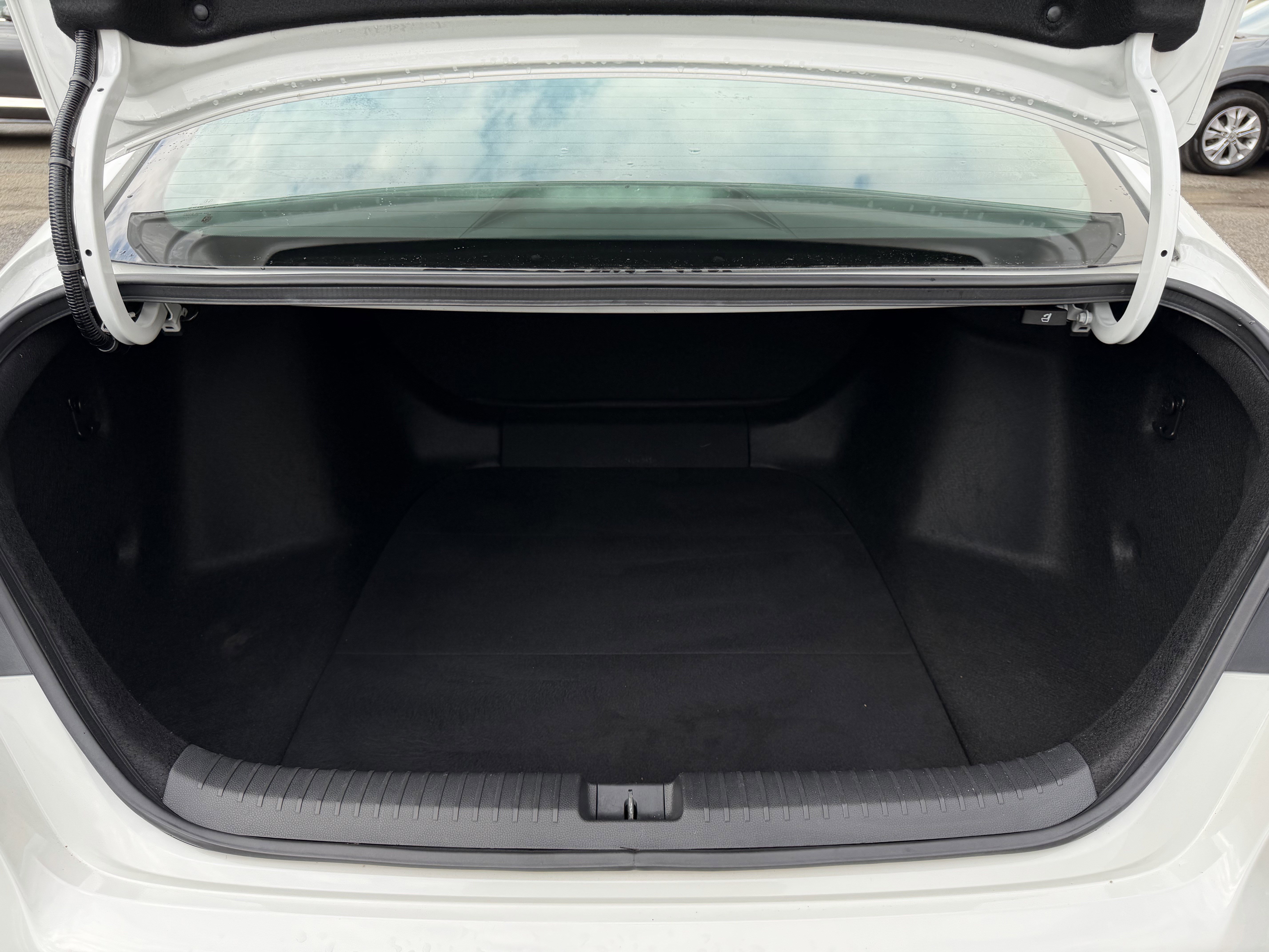 Used 2023 Honda Accord LX image 30