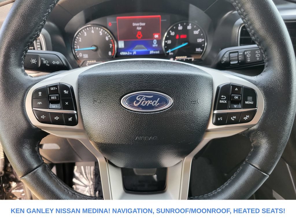 Used 2023 Ford Explorer XLT w/ Equipment Group 202A AWD/4WD image 31