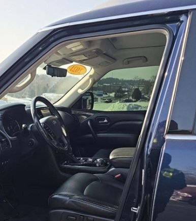 Used 2021 INFINITI QX80 Luxe image 17