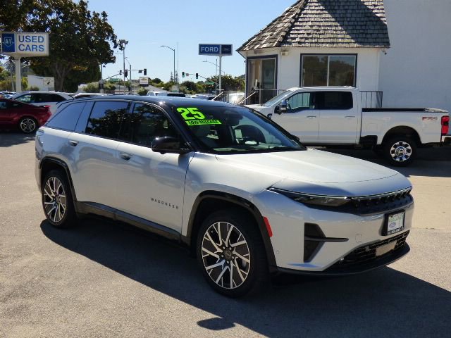 Used 2025 Jeep Wagoneer S Limited image 1