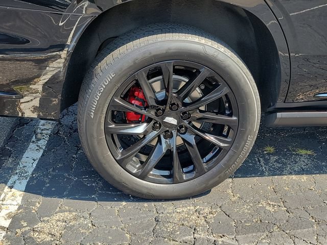 Certified 2024 Cadillac Escalade Sport w/ LPO, ONYX Package AWD/4WD image 7