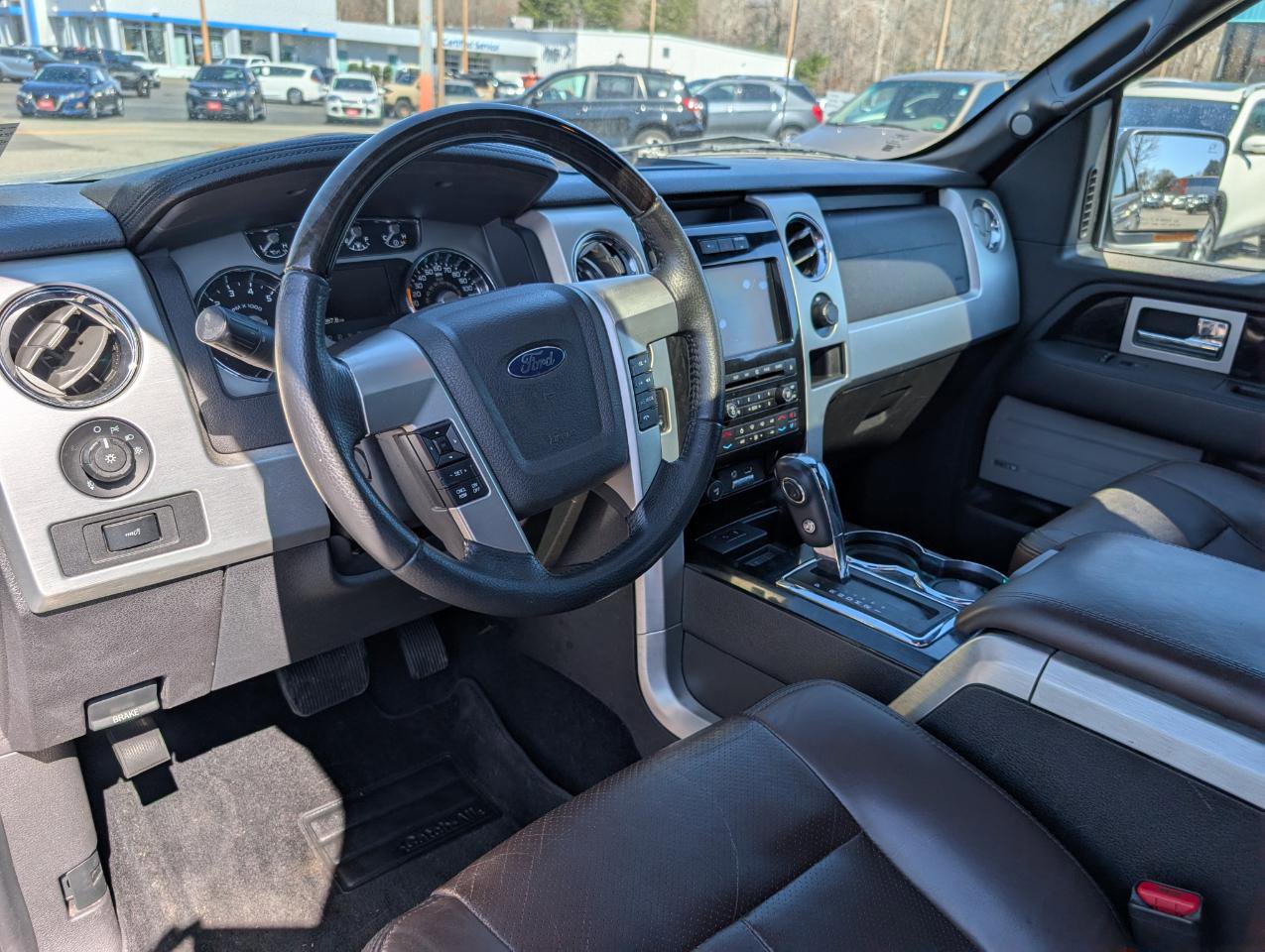 Used 2011 Ford F150 Platinum image 16