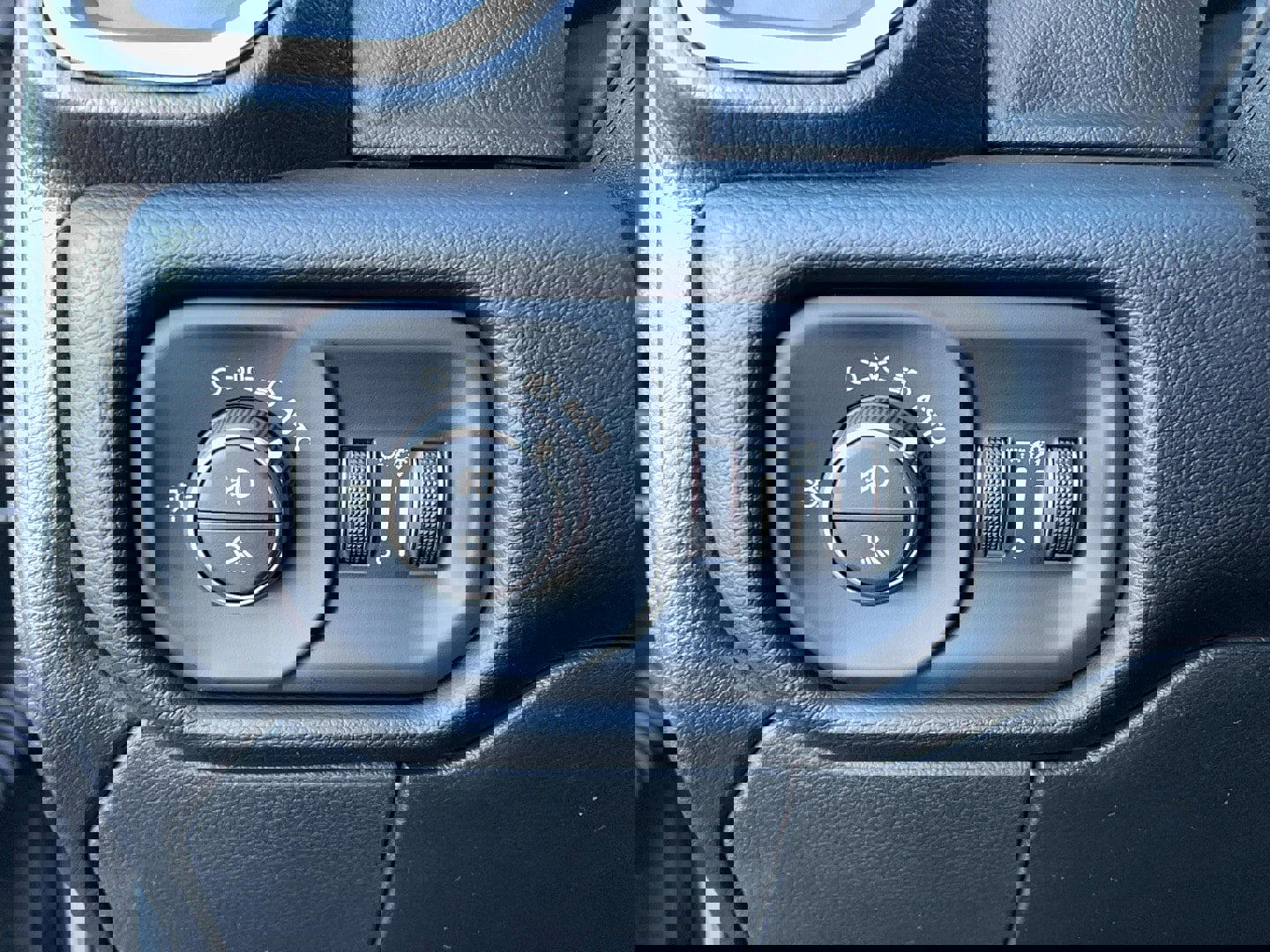 New 2026 RAM 2500 Laramie w/ Night Edition image 17