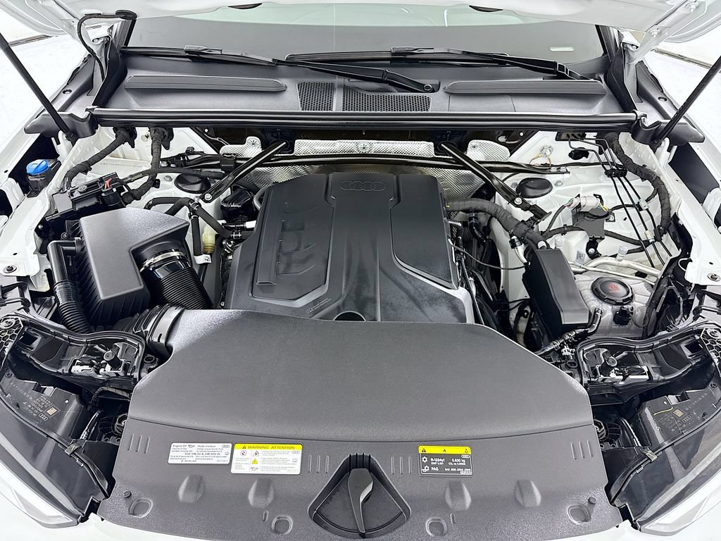 Certified 2025 Audi Q5 Premium AWD/4WD image 29