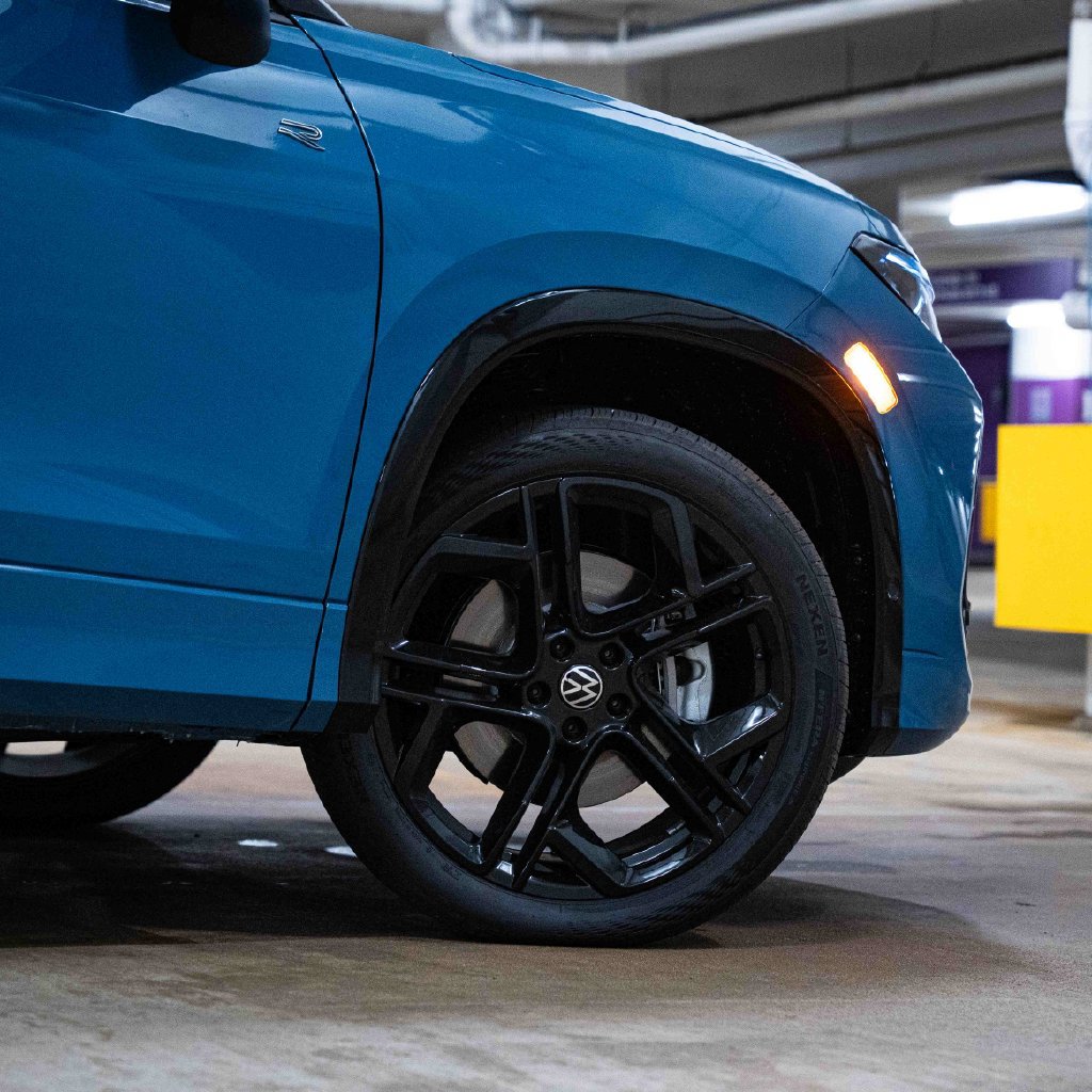 New 2026 Volkswagen Tiguan SE R-Line AWD/4WD image 7