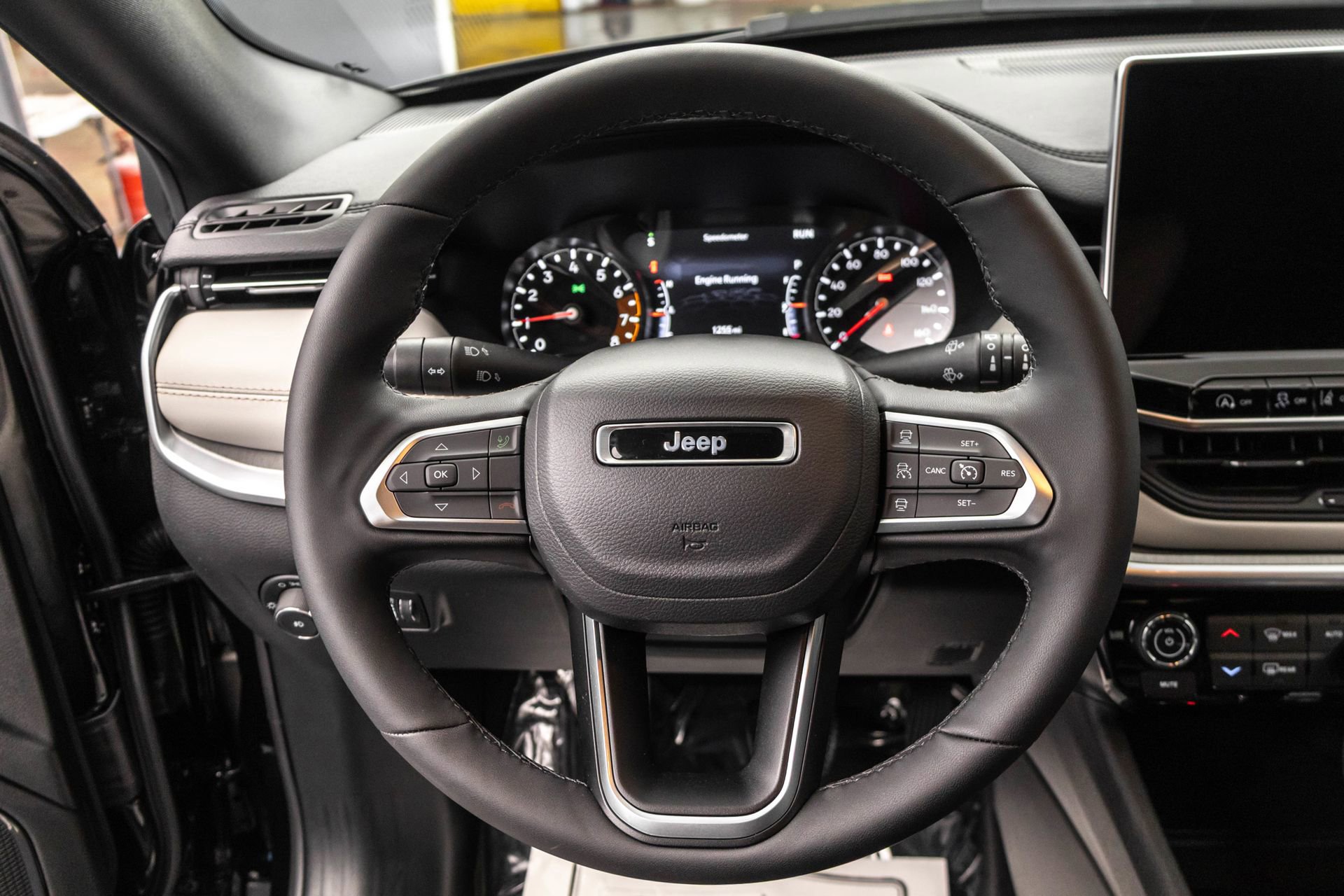 Used 2026 Jeep Compass Limited AWD/4WD image 24