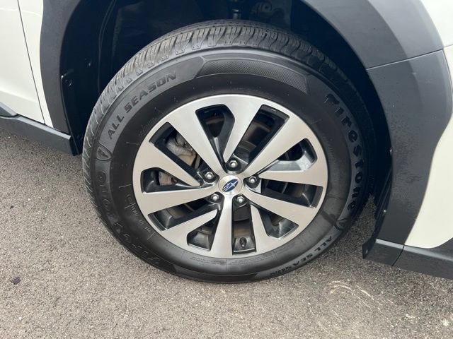 Used 2023 Subaru Outback Premium AWD/4WD image 33