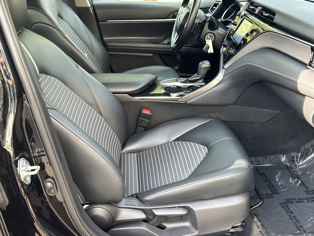 Used 2019 Toyota Camry SE image 9