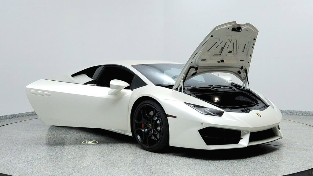 Used 2018 Lamborghini Huracan LP 580-2 image 12