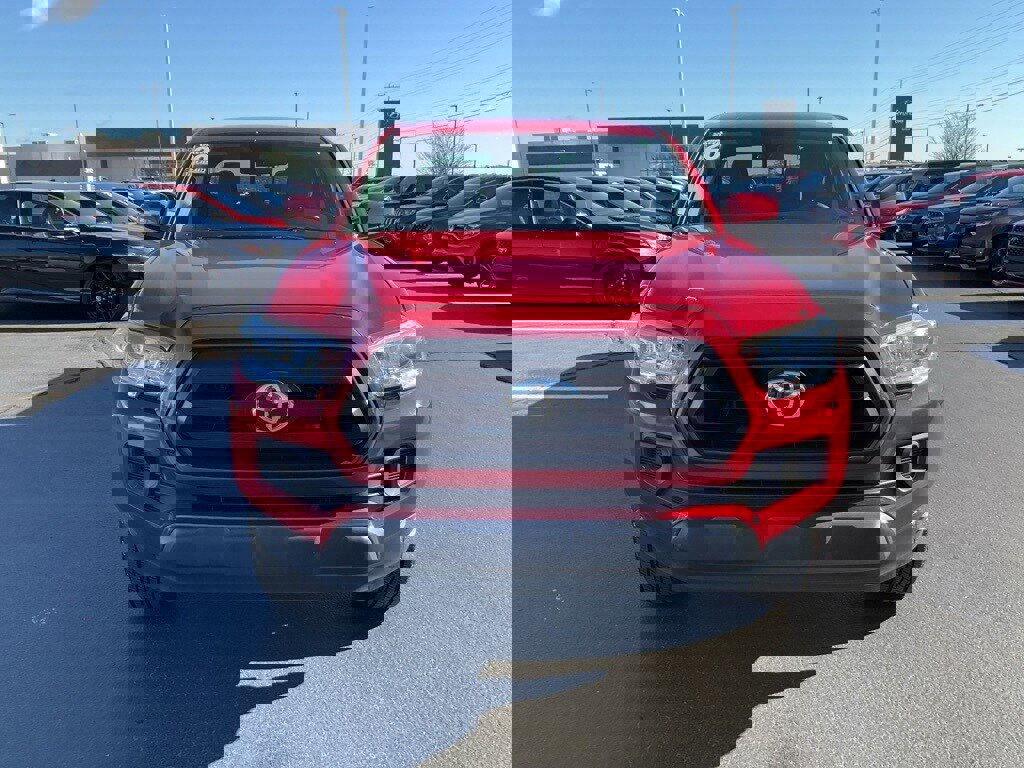 Used 2020 Toyota Tacoma SR image 21