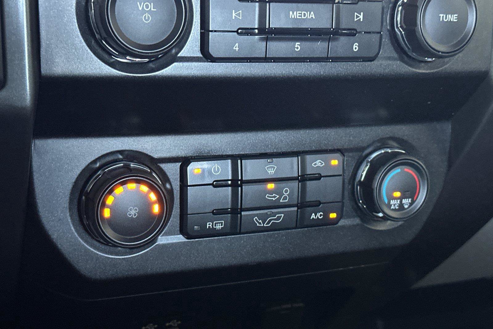 Used 2020 Ford F150 XLT AWD/4WD image 18