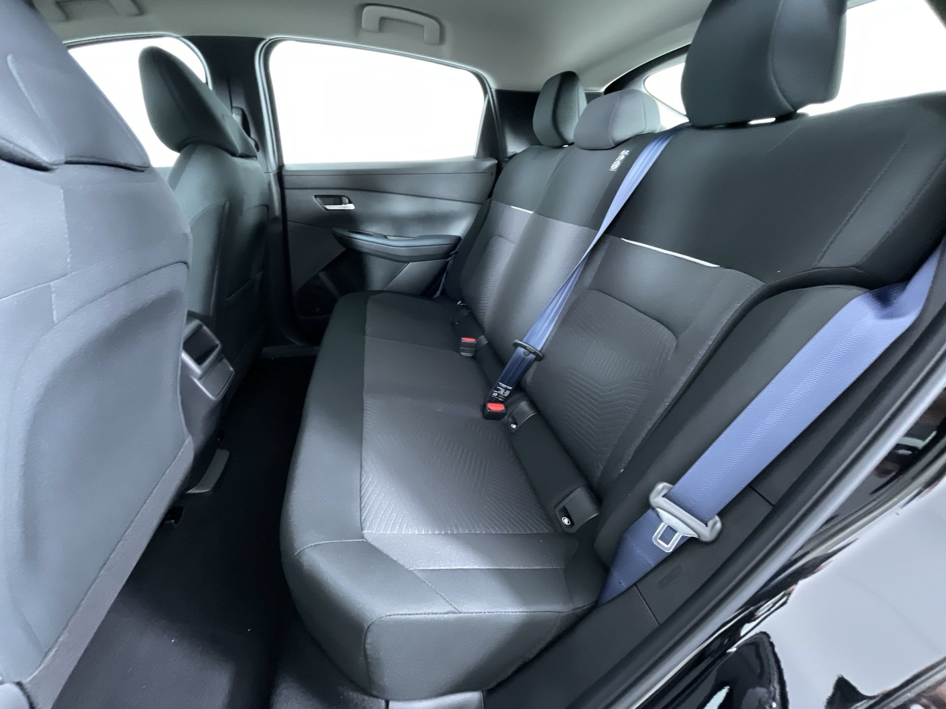 New 2026 Nissan Leaf w/ Floor Mat Package (S+) FWD image 21