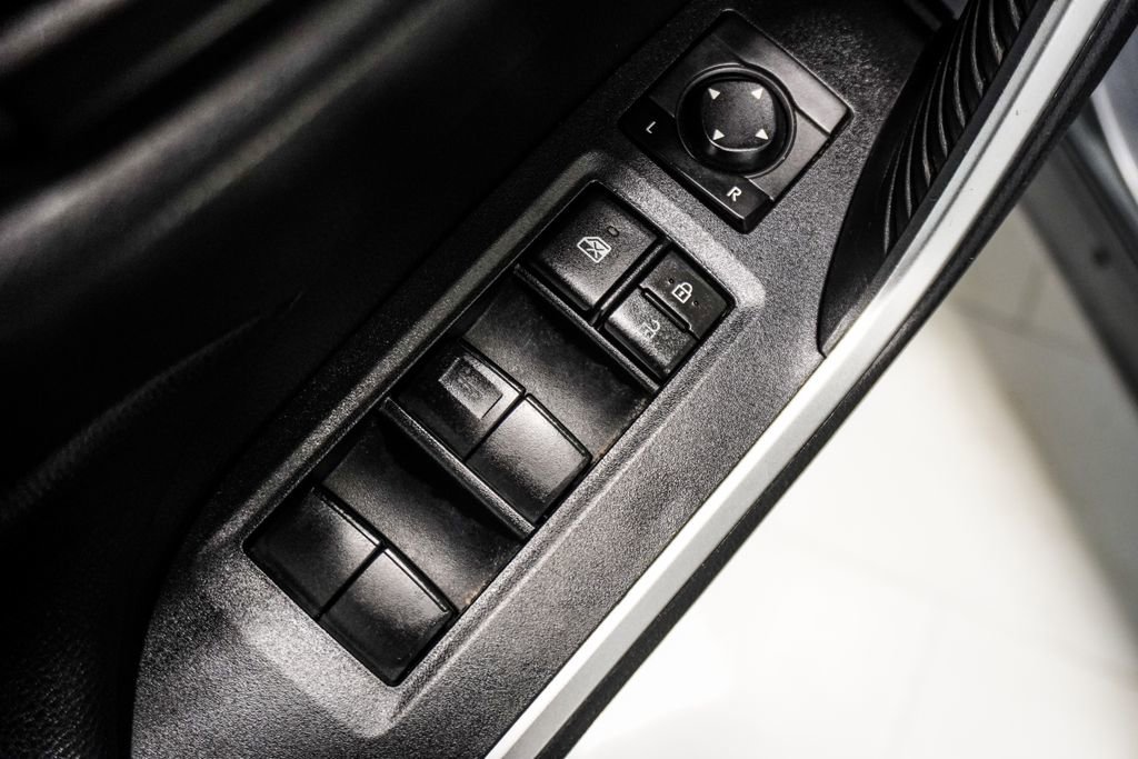 Used 2020 Toyota RAV4 LE image 17