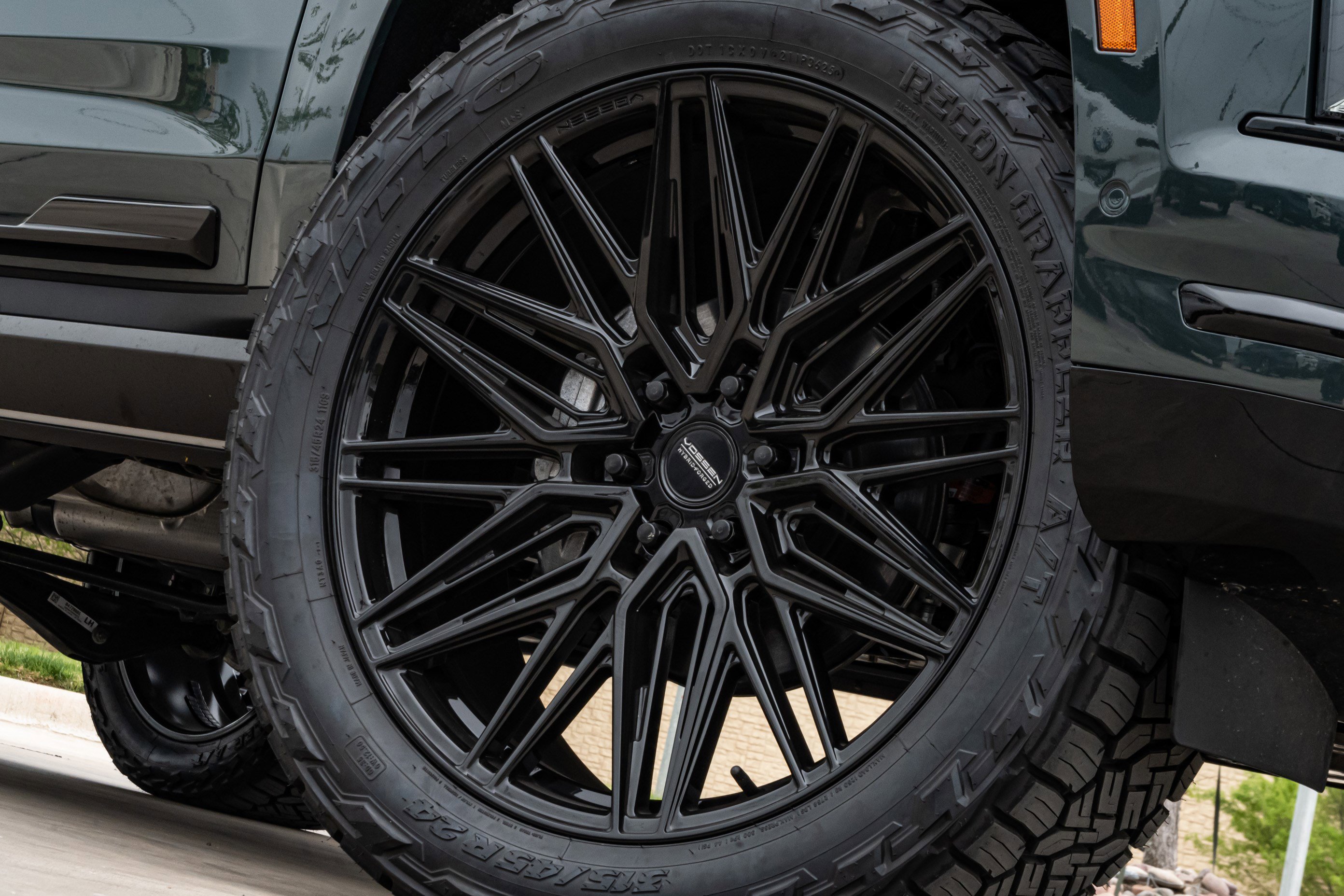 Used 2026 Cadillac Escalade Luxury image 10