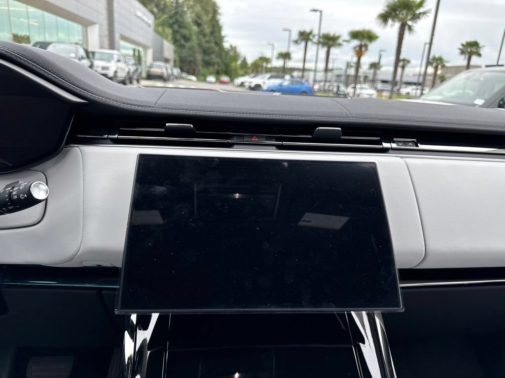 New 2026 Land Rover Range Rover Sport SE AWD/4WD image 21