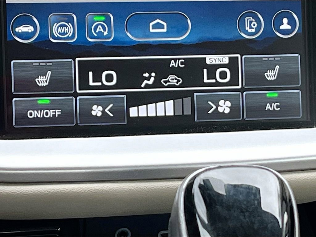 Used 2024 Subaru Legacy Limited image 21