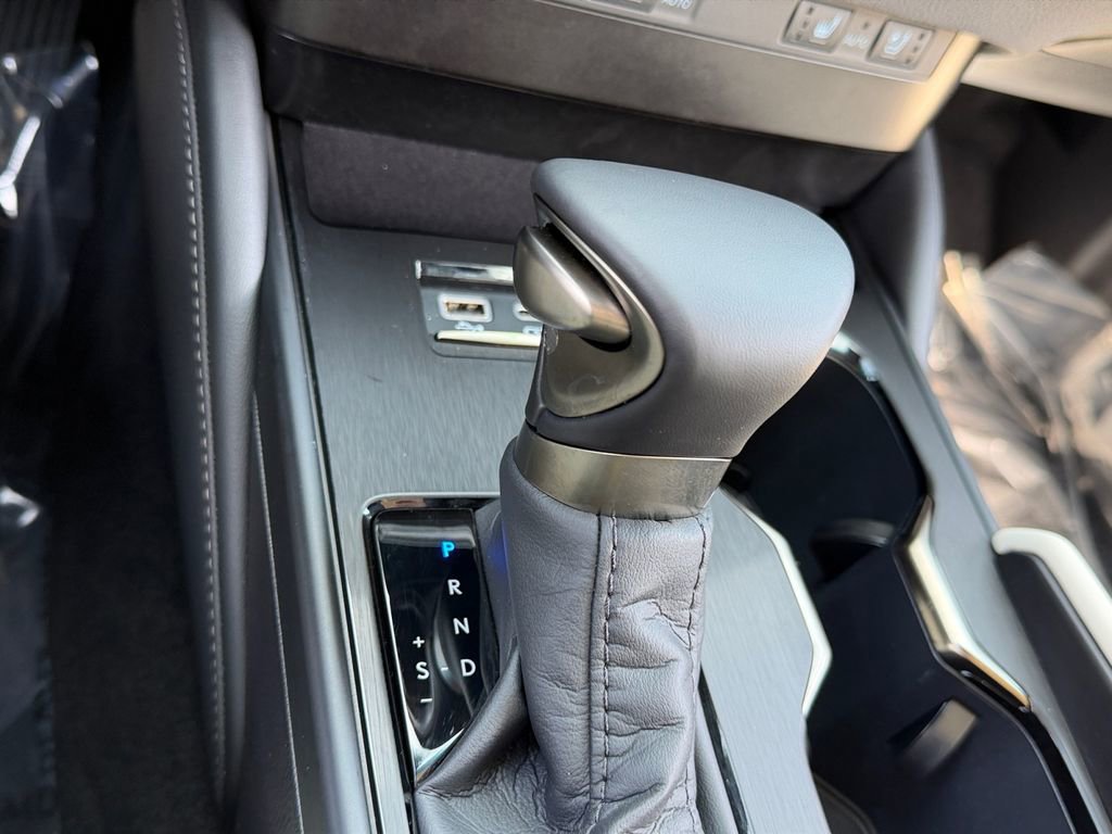 Certified 2025 Lexus ES 350 w/ Premium Package image 23