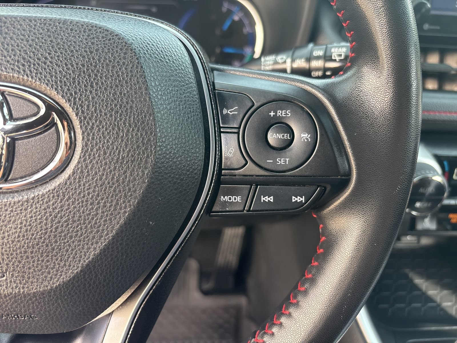 Used 2022 Toyota RAV4 SE AWD/4WD image 20