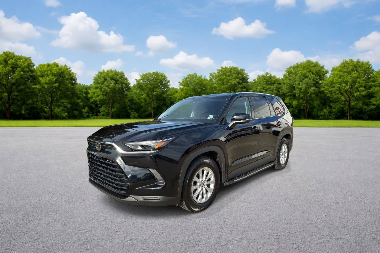 Used 2026 Toyota Grand Highlander AWD image 3