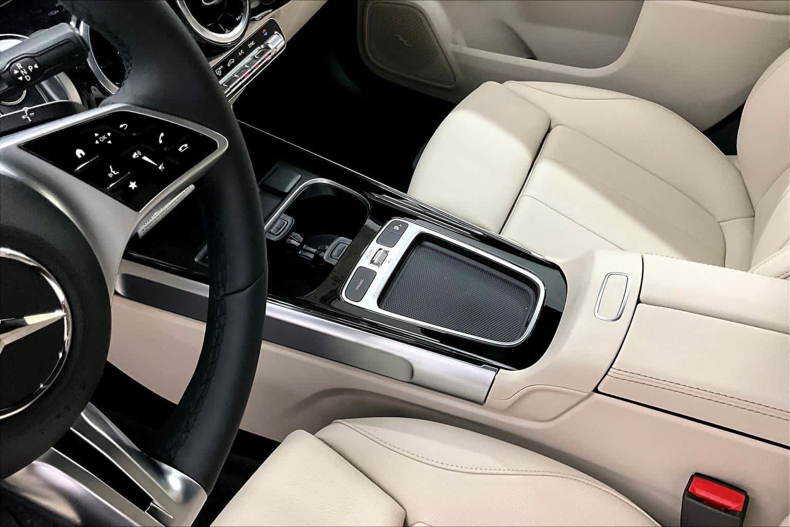 New 2026 Mercedes-Benz GLB 250 image 7