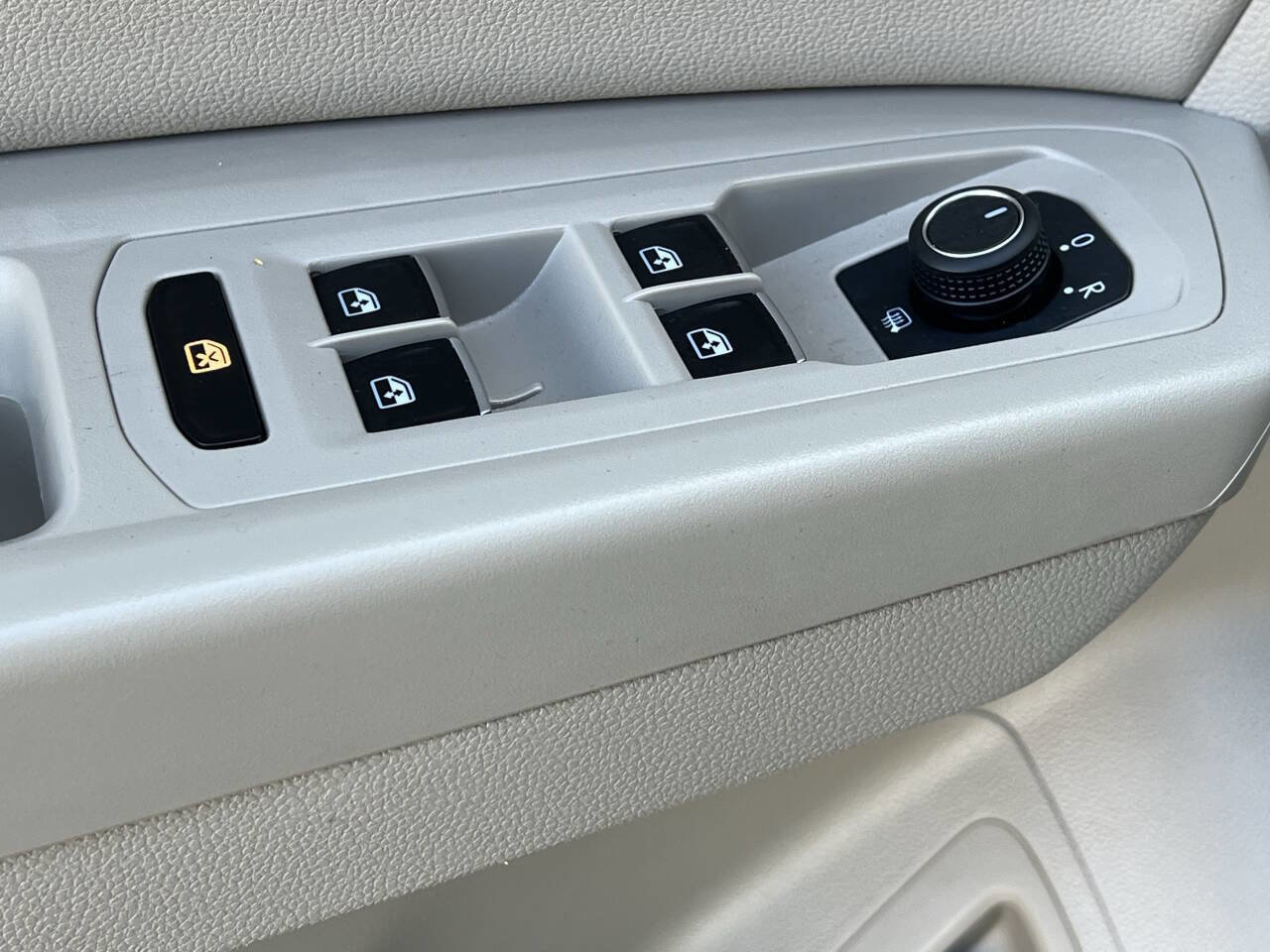 Used 2019 Volkswagen Atlas SEL image 20