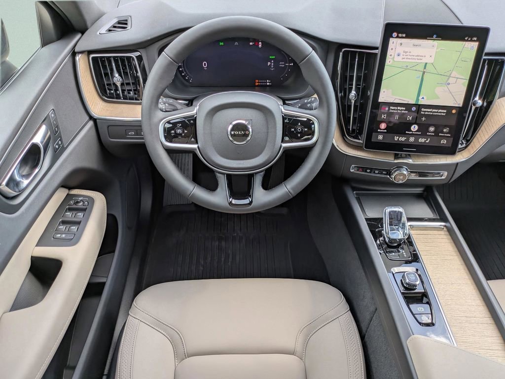 New 2026 Volvo XC60 T8 Plus w/ Protection Package Premier AWD/4WD image 15