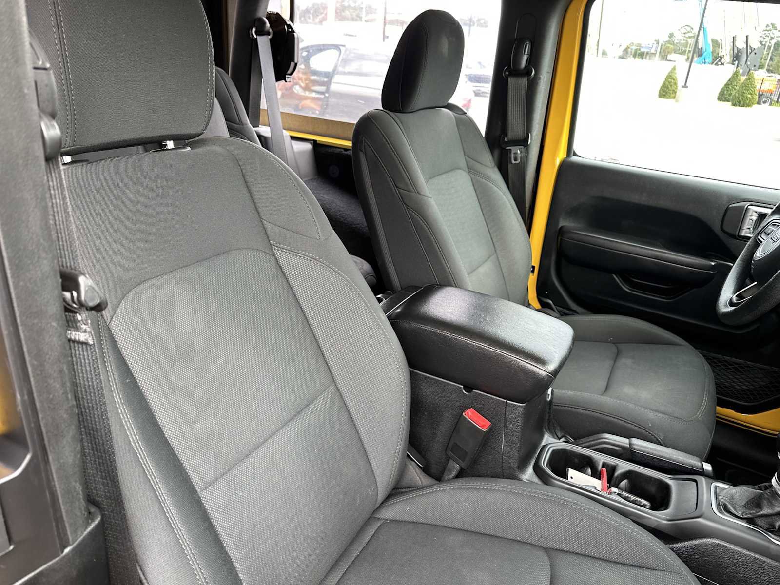 Used 2019 Jeep Wrangler Sport image 21