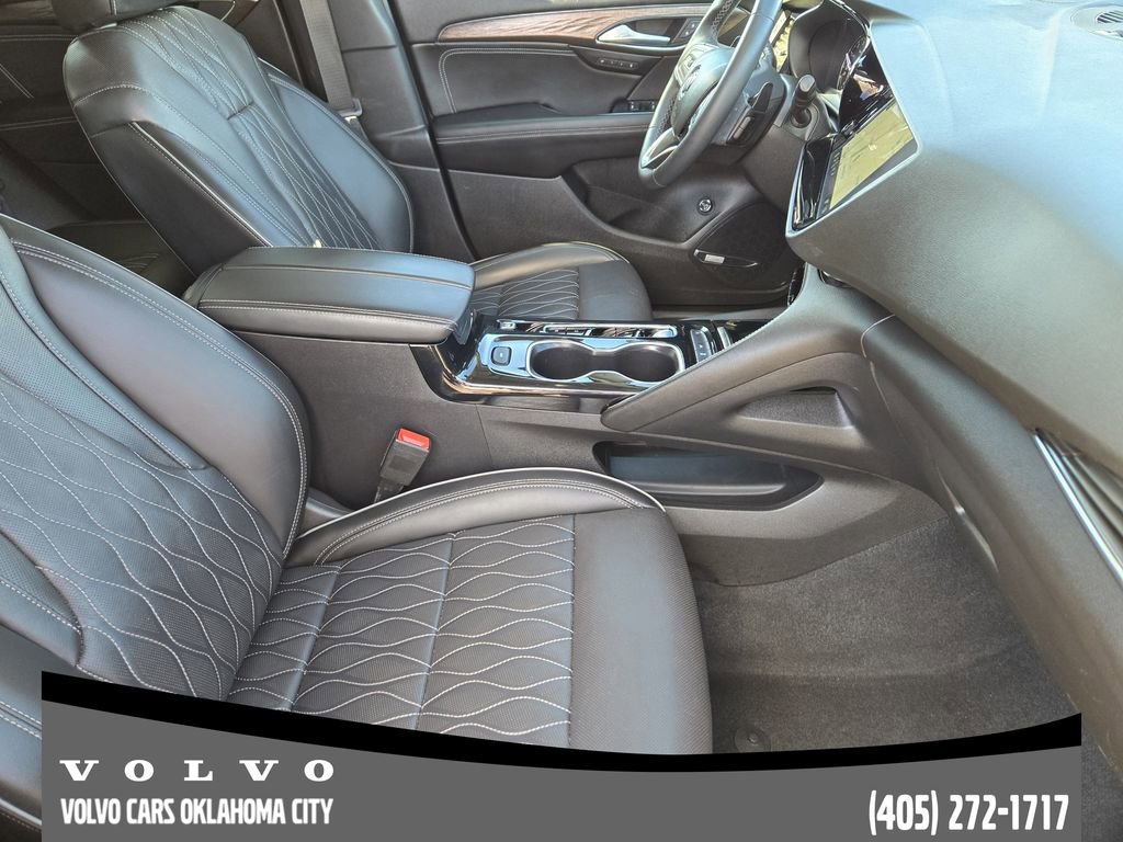 Used 2022 Buick Envision Avenir w/ Technology Package II image 13