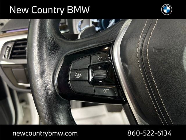 Used 2019 BMW 530e xDrive AWD/4WD image 13