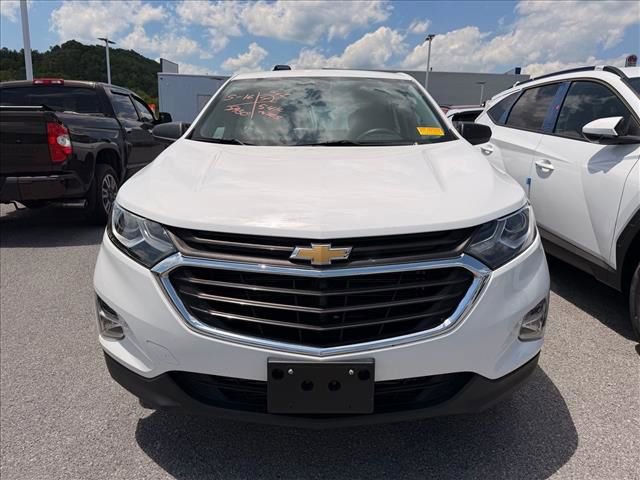 Used 2018 Chevrolet Equinox LS AWD/4WD image 4