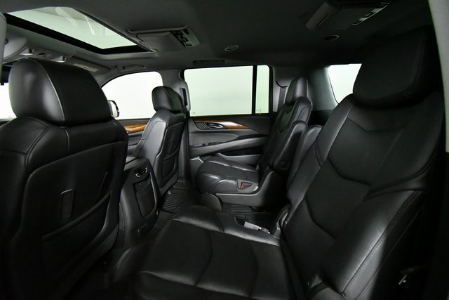 Used 2019 Cadillac Escalade ESV Premium Luxury image 24