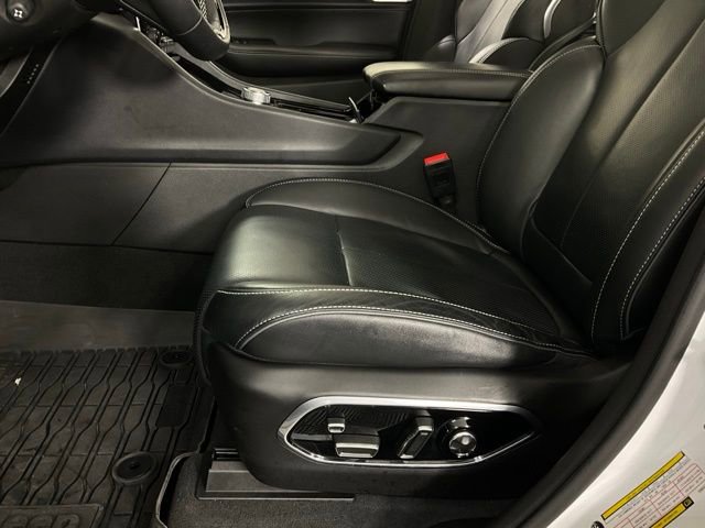 Used 2025 Jeep Grand Cherokee Overland w/ Adv Protech Group III image 29