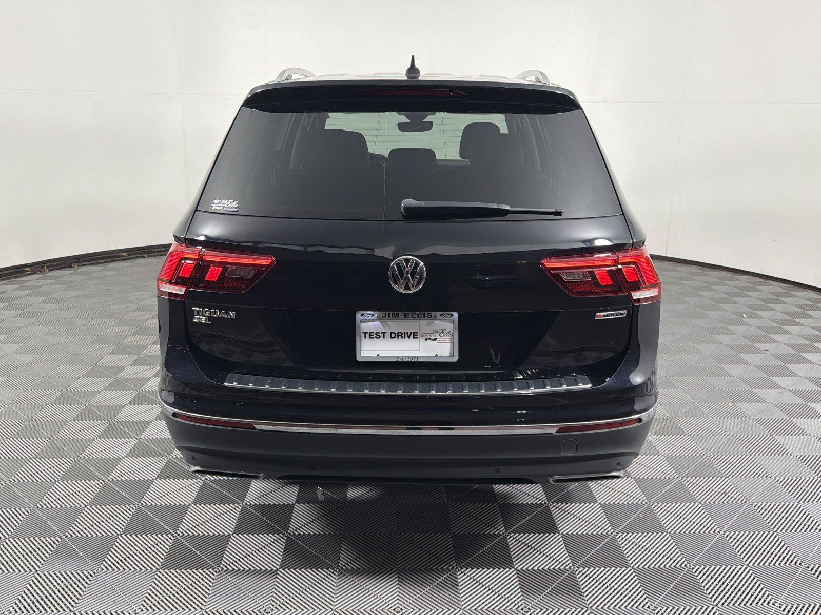 Used 2021 Volkswagen Tiguan SEL AWD/4WD image 6