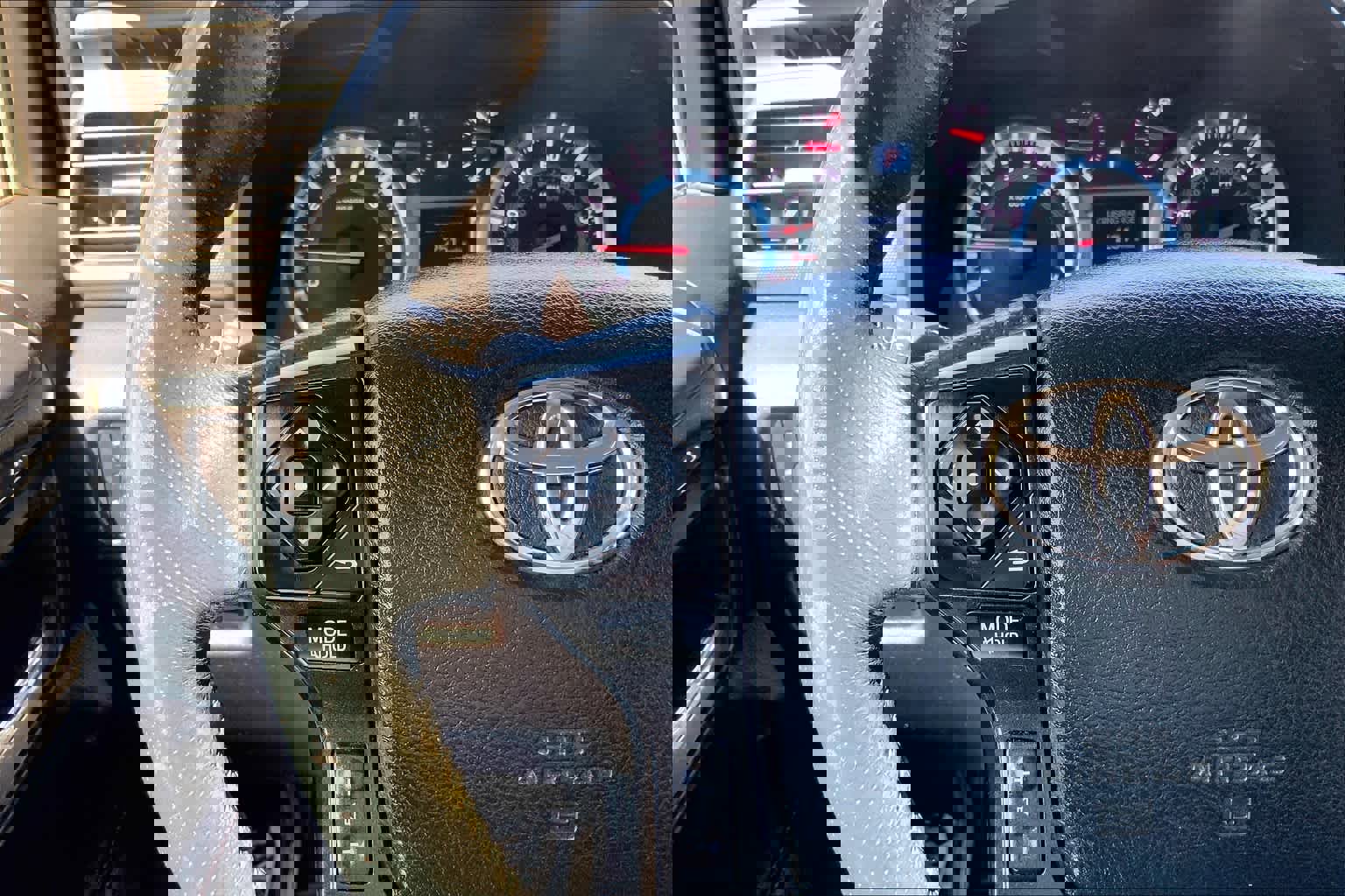 Used 2018 Toyota 4Runner TRD Off-Road Premium image 23