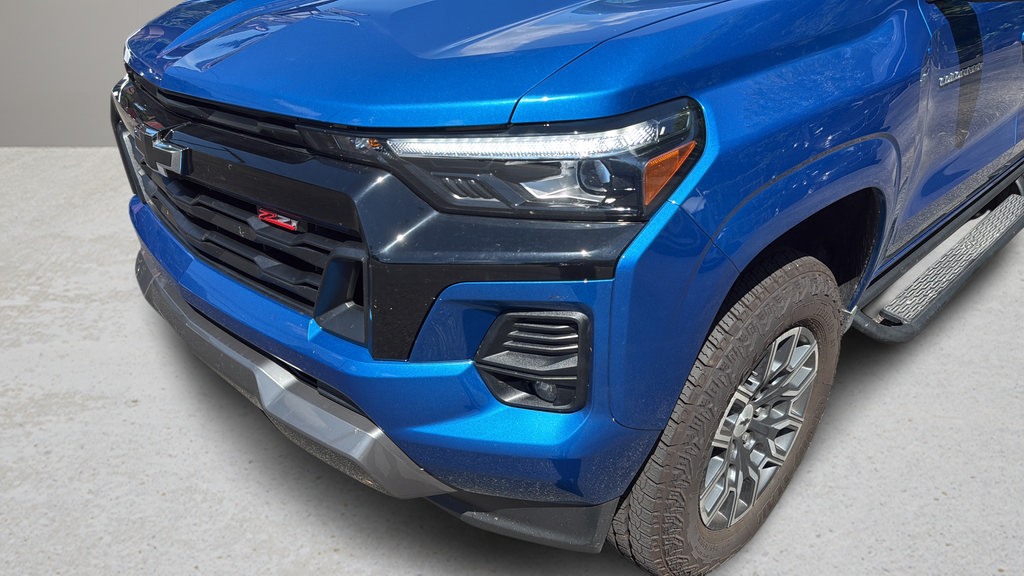 Used 2023 Chevrolet Colorado Z71 w/ Z71 Convenience Package 2 AWD/4WD image 9