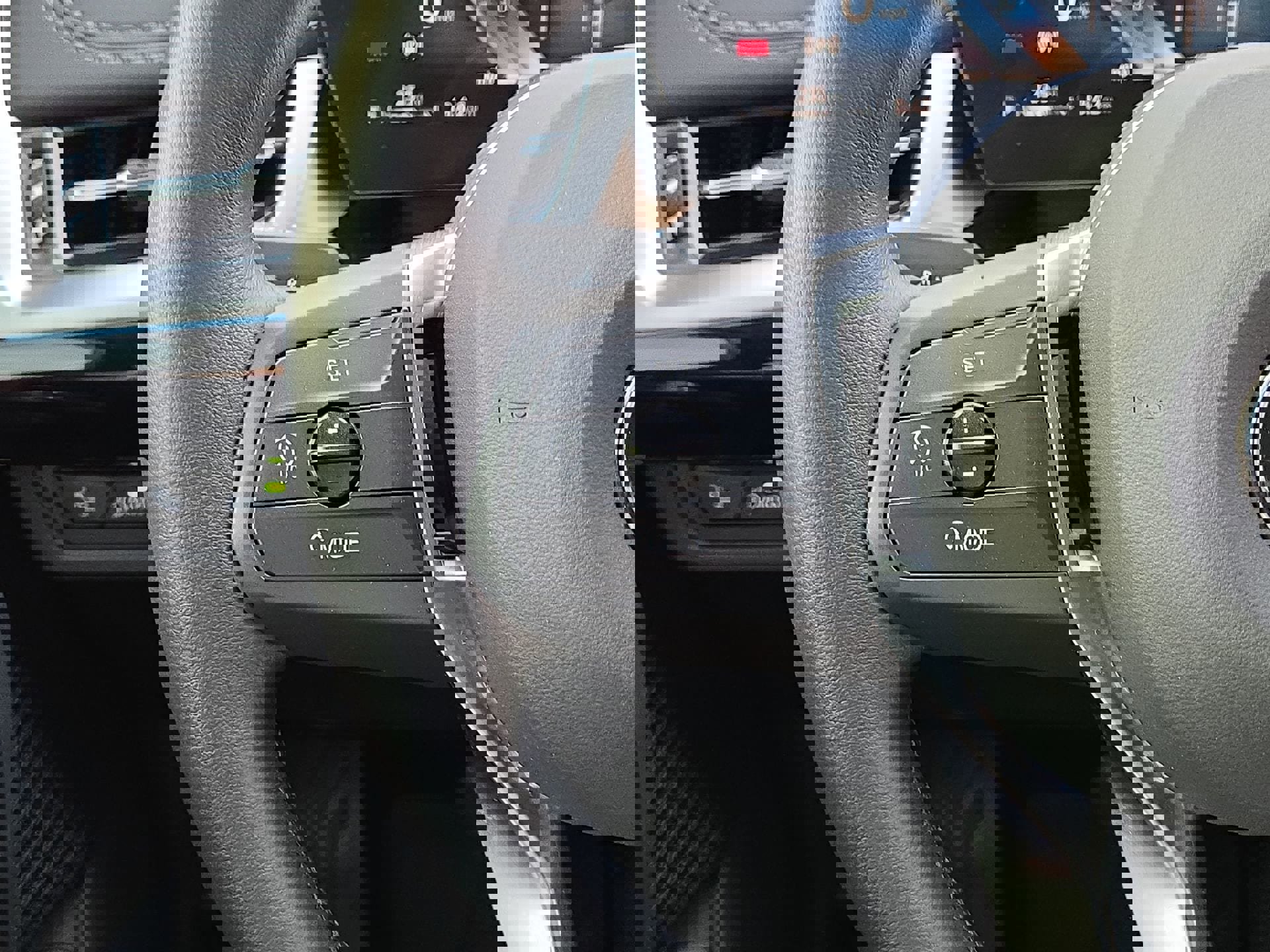 Used 2023 BMW X1 xDrive28i w/ Premium Package AWD/4WD image 21