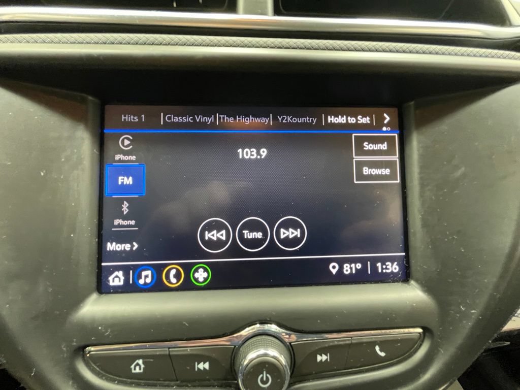 Used 2023 Chevrolet TrailBlazer LT FWD image 24