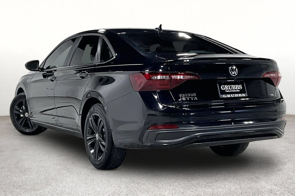 Used 2023 Volkswagen Jetta SE FWD image 15