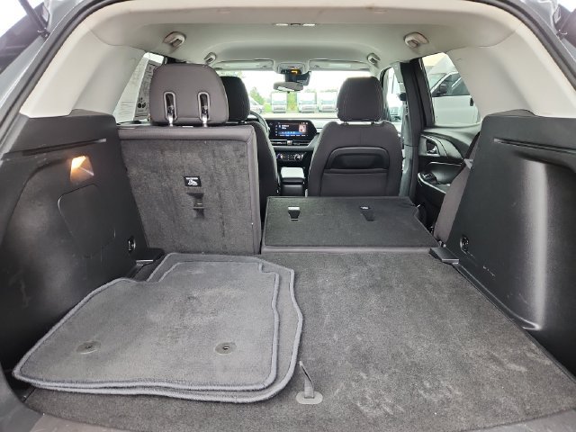 Used 2025 Chevrolet TrailBlazer LT AWD/4WD image 30