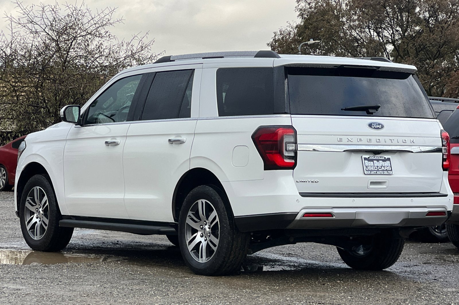 Certified 2024 Ford Expedition Limited image 6