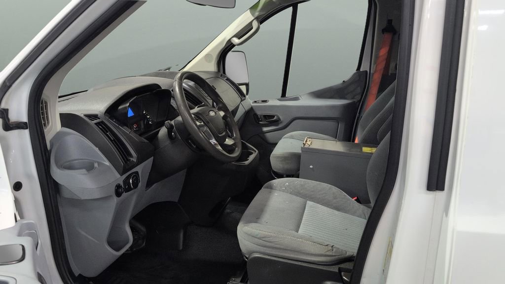 Used 2016 Ford Transit 150 130 Low Roof RWD image 8