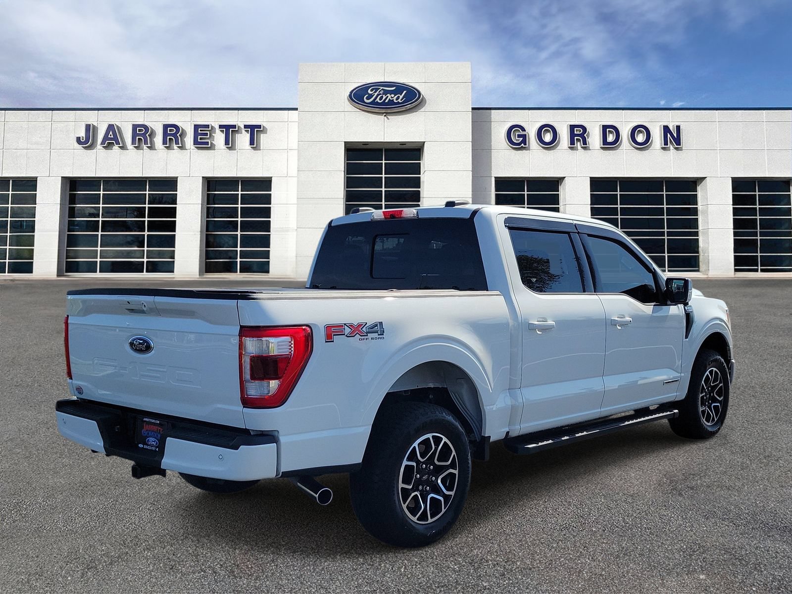 Certified 2022 Ford F150 Lariat w/ Max Trailer Tow Package AWD/4WD image 4