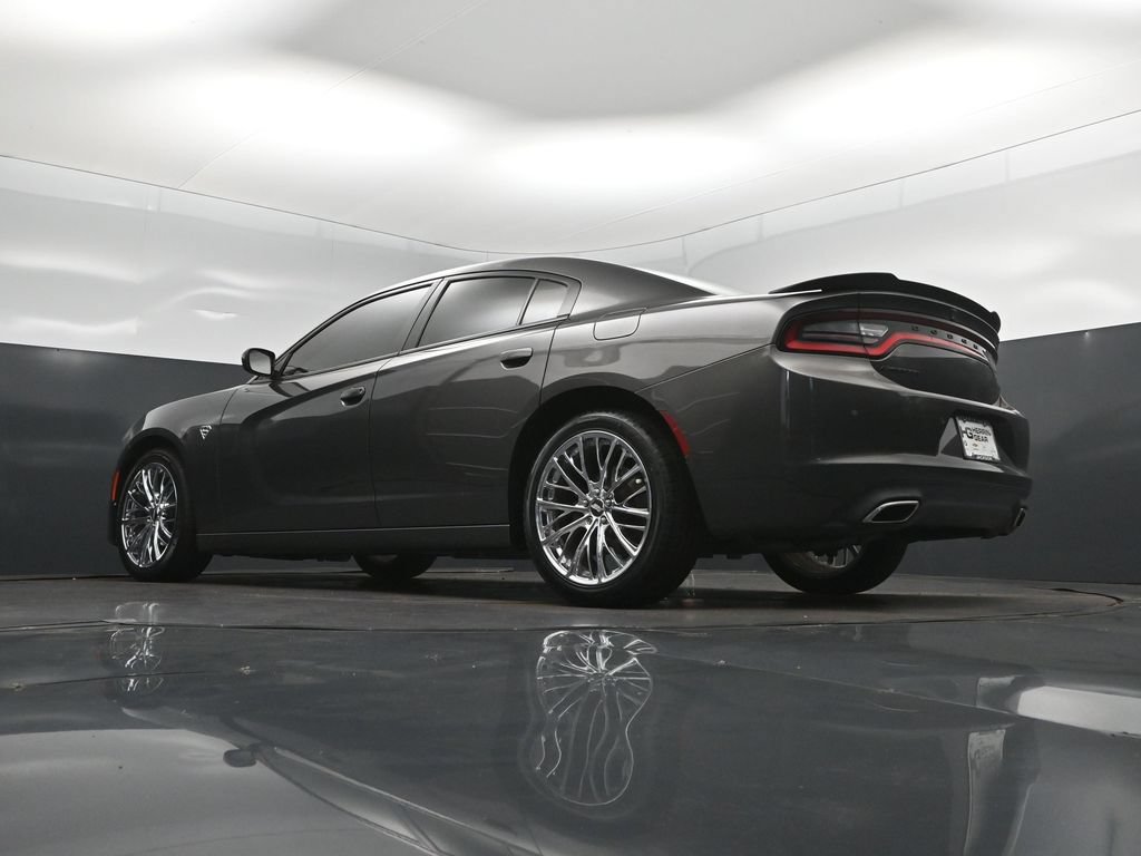 Used 2020 Dodge Charger SXT w/ Blacktop Package RWD image 40