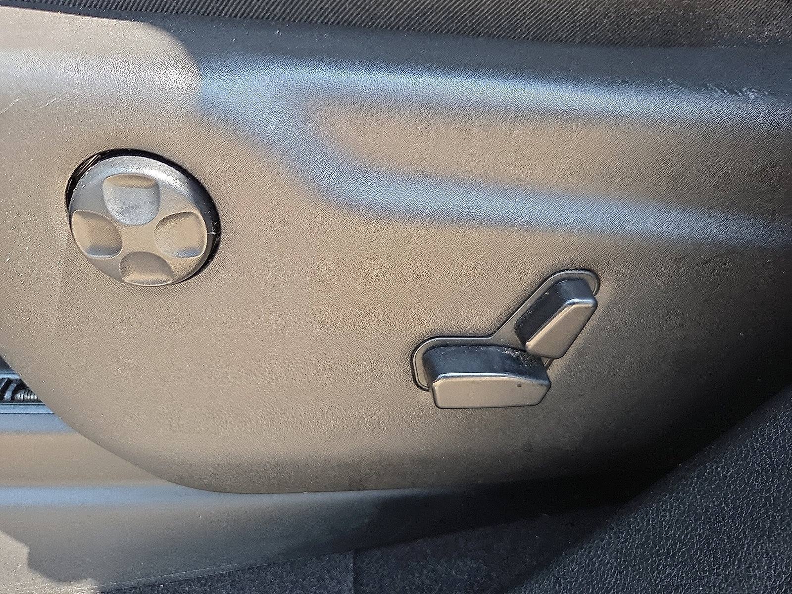 Used 2024 Dodge Durango GT AWD/4WD image 15